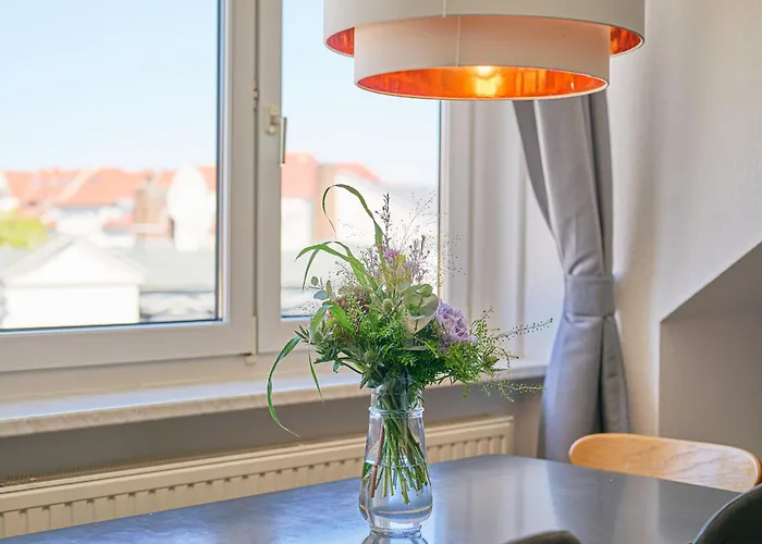 Gemuetliche Und Zentrale Dachwohnung Mit Parkplatz Und Netflix Appartement