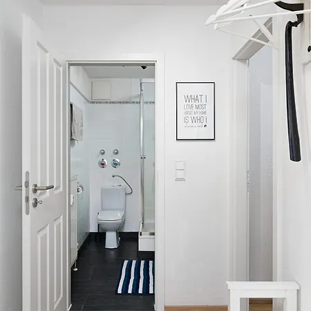 Apartment Gemütliche Und Zentrale Dachwohnung Mit Parkplatz Und Netflix *