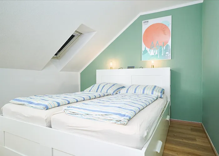 Daire Gemuetliche Und Zentrale Dachwohnung Mit Parkplatz Und Netflix