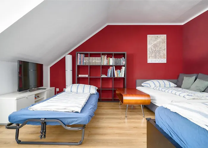 Gemuetliche Und Zentrale Dachwohnung Mit Parkplatz Und Netflix Daire Leipzig